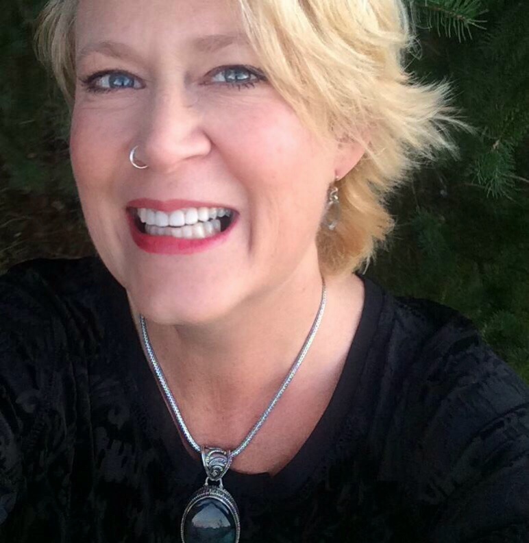headshot of Deanna Stull